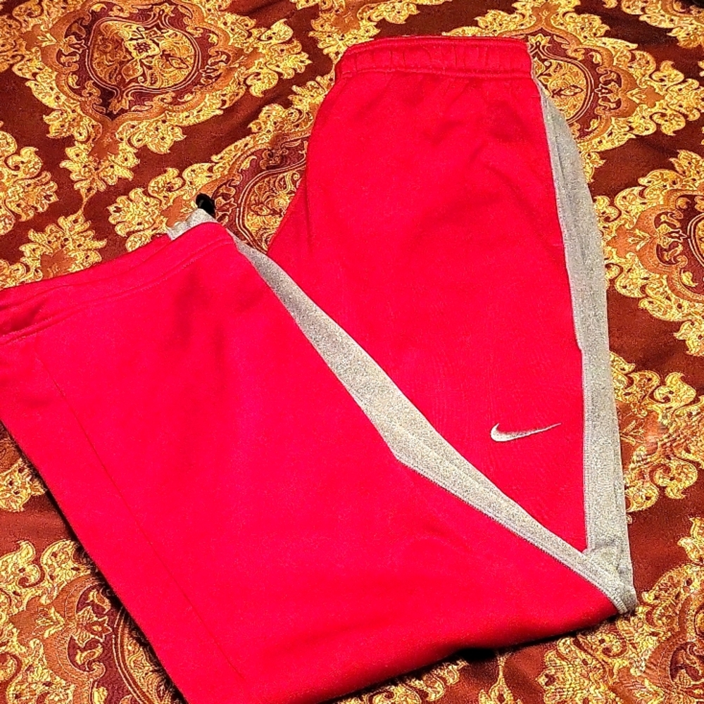 NIKE sweatpants